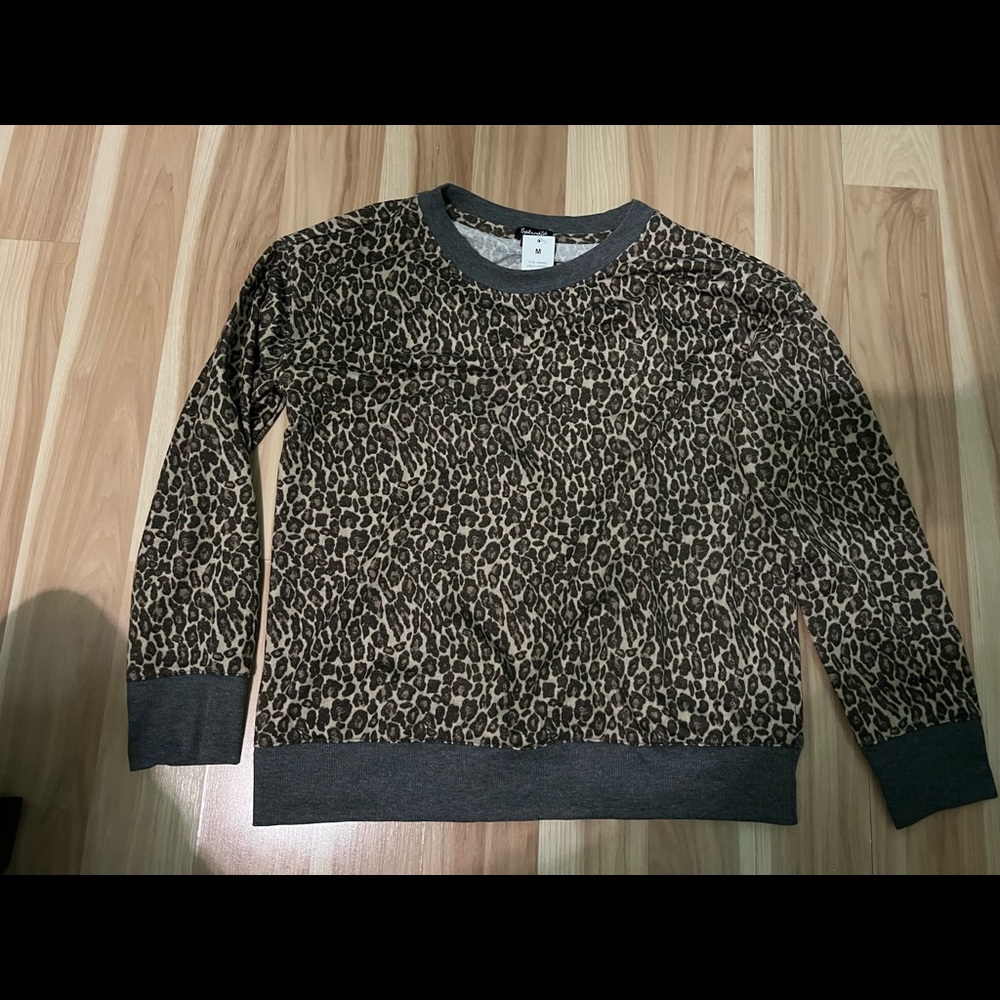 NWT Leopard Shirt 🐆